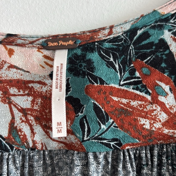 Free People Size M long sleeve top - Picture 3 of 6